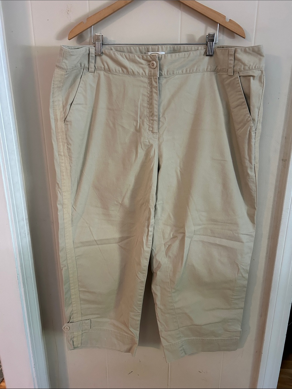 Talbots Light Beige Crop Chino Pants